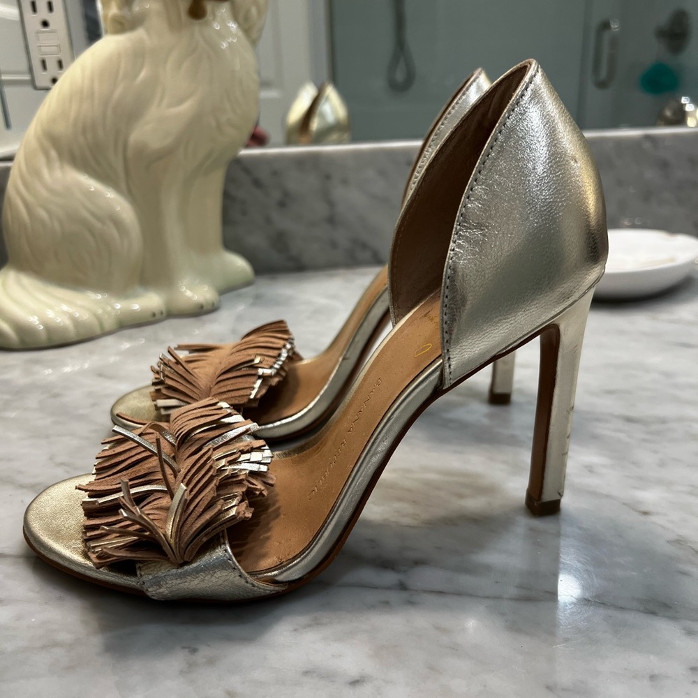 Banana Republic Hello Sole Mate Heels Gold